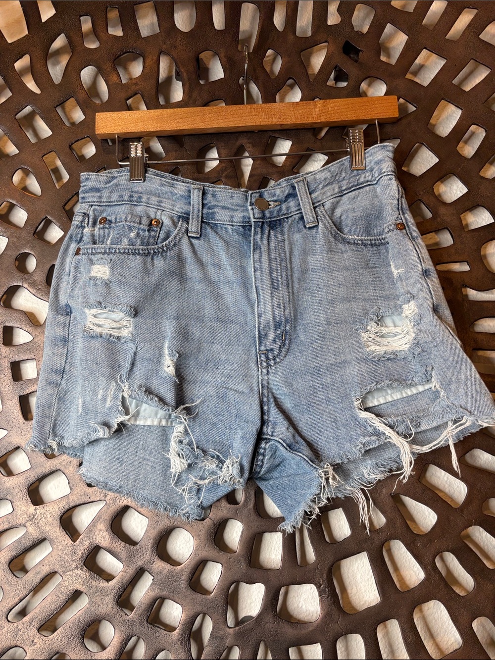 💙 JBD Light Blue Distressed Denim Shorts Women’s Large Stretch 10" Rise💙 - Picture 2 of 10